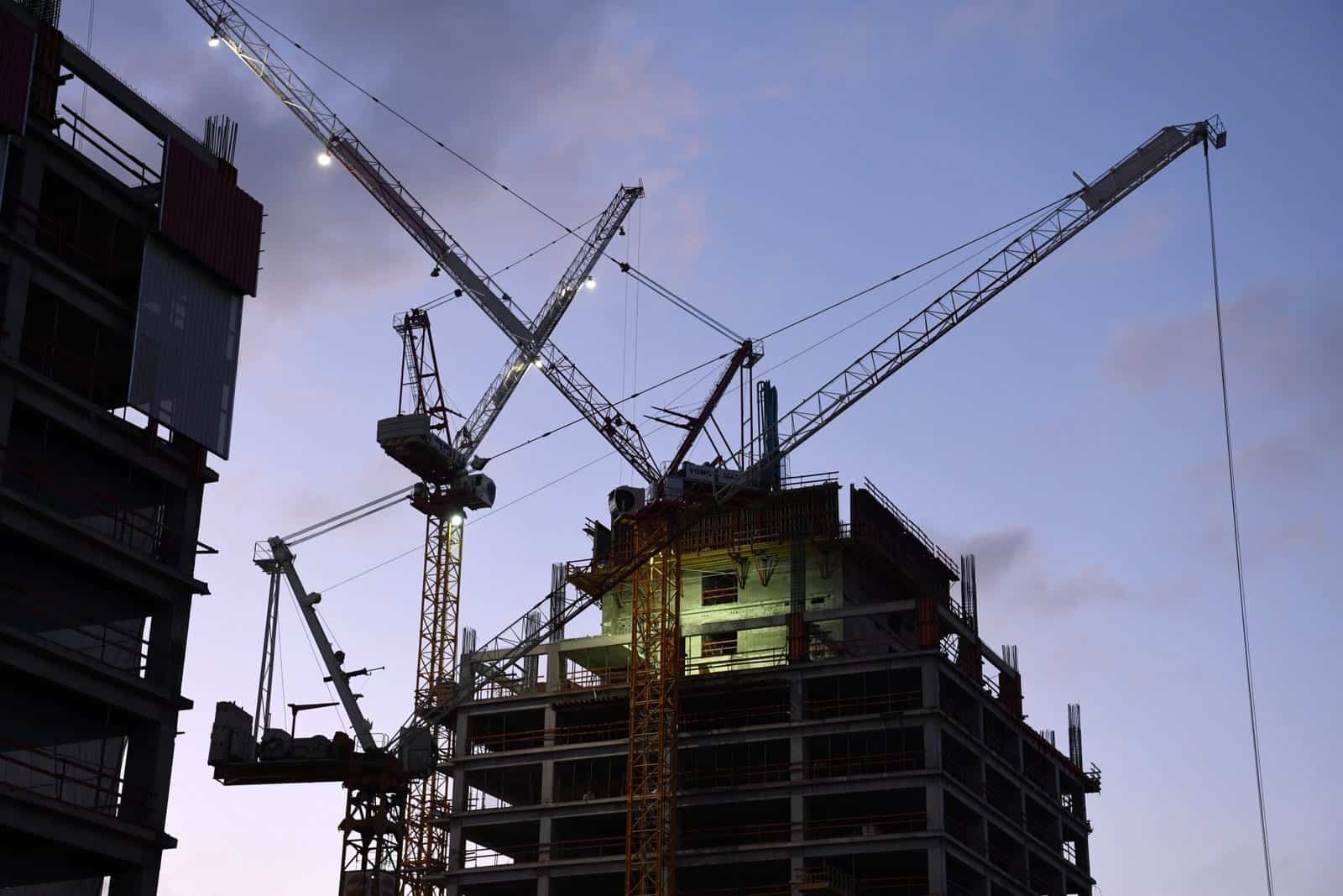 מתחם ב.ס.ר סיטי פתח תקוה